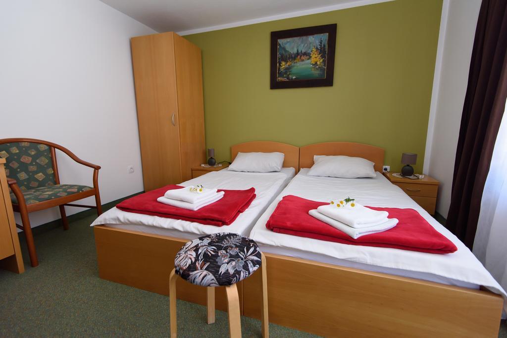 Penzion Vila Bistrica Bohinjska Bistrica Екстериор снимка